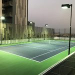 多层停车场网球场设备安装以完成